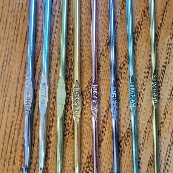 Set of Boye crochet hooks - Picture 2 of 3